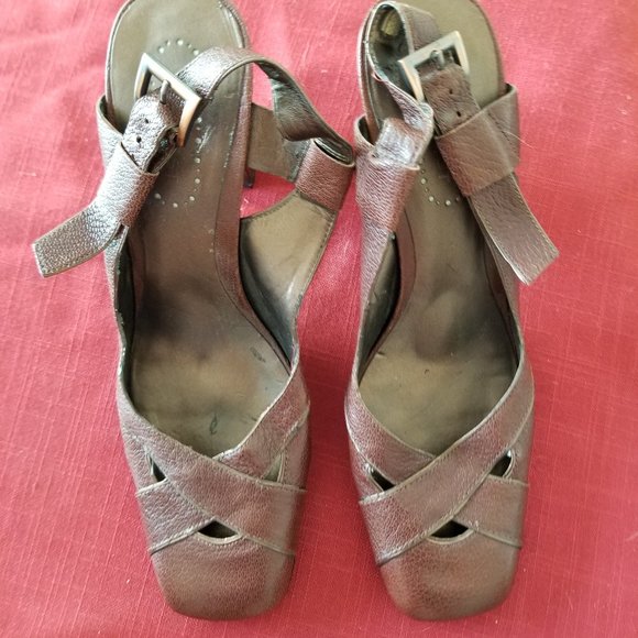 Shoes - Picture 1 of 2